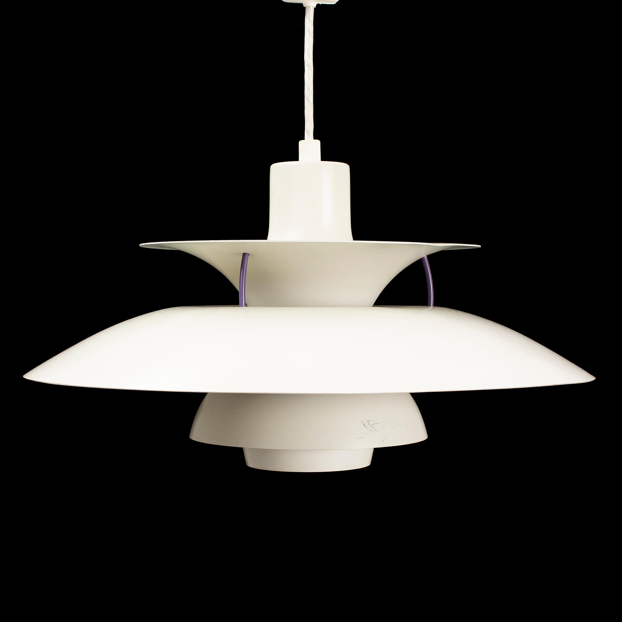 POUL HENNINGSEN, taklampa, "PH- 5", Louis Poulsen, Danmark, 1900-talets andra hälft.