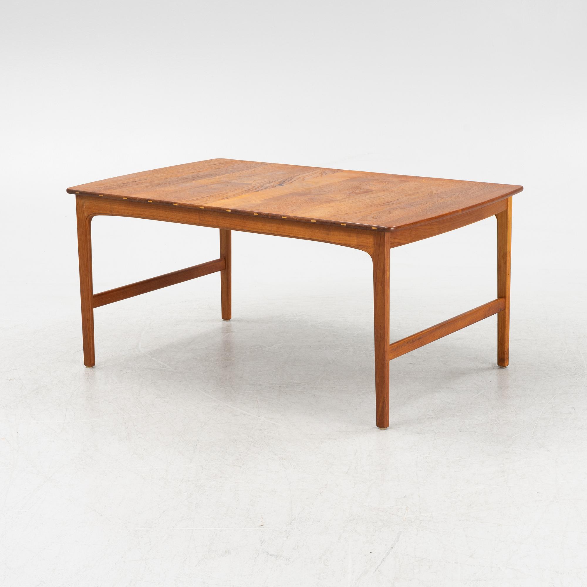 Tove & Edvard Kindt Larsen, a teak-veneered coffee table, Seffle Möbelfabrik, Sweden, 1960's.