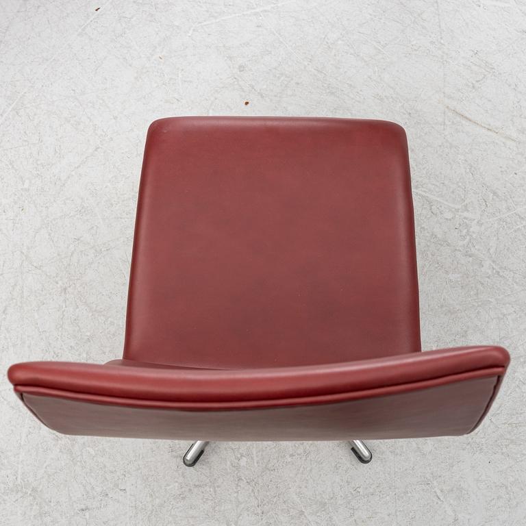 Arne Jacobsen, Stolar, 4 st. "Oxford Chair", Fritz Hansen, Danmark, 1990.