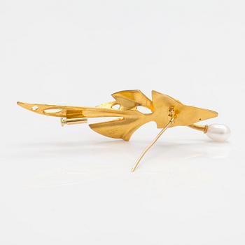 Zoltan Popovits, Brosch "Chimaera", 18K guld, odlad pärla. Lapponia 1993.