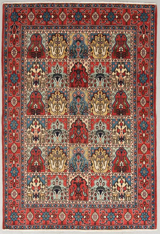MATTA, old, Ghom sannolikt, figural, part silk, ca 202 x 136 cm.