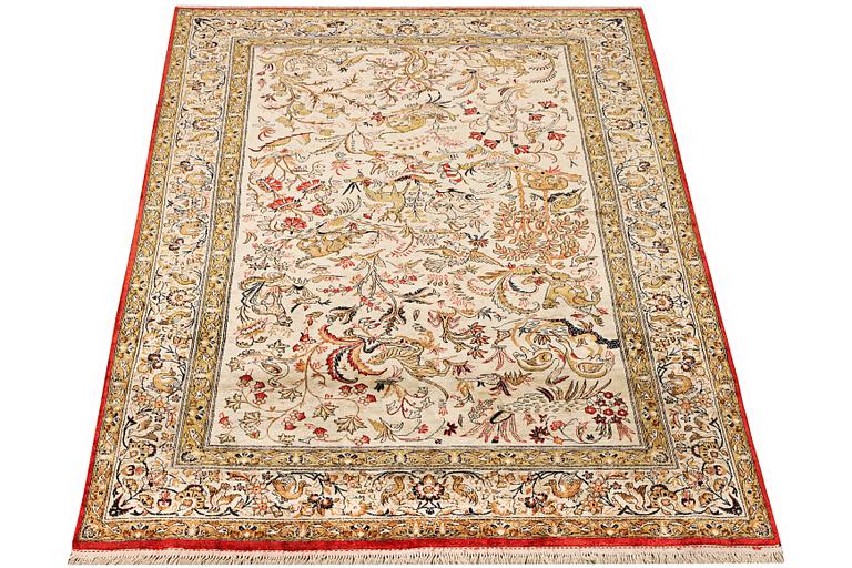 Matta, Ghom, silke, ca 207 x 136 cm.