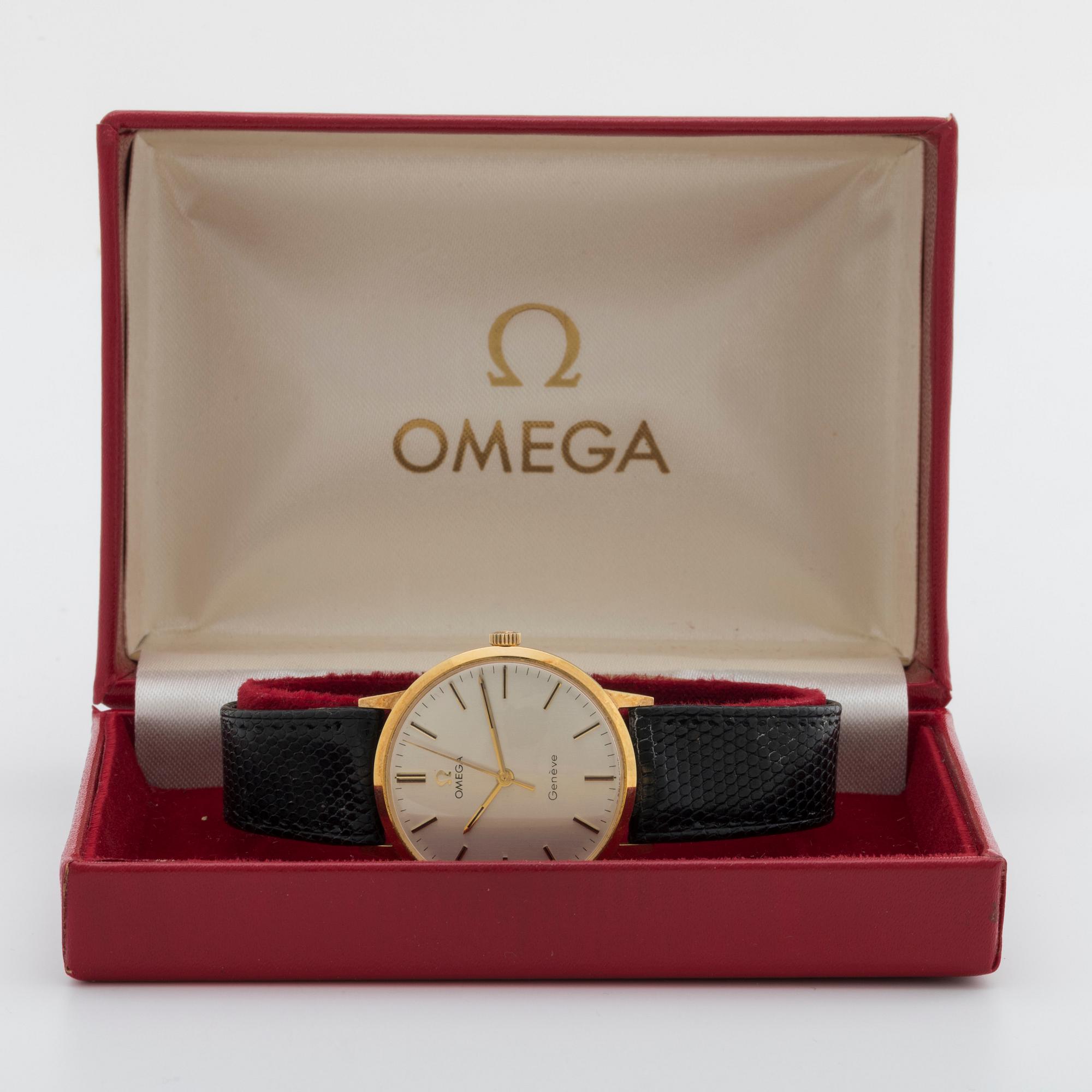 A 14 ct gold Omega Geneve wrist watch.