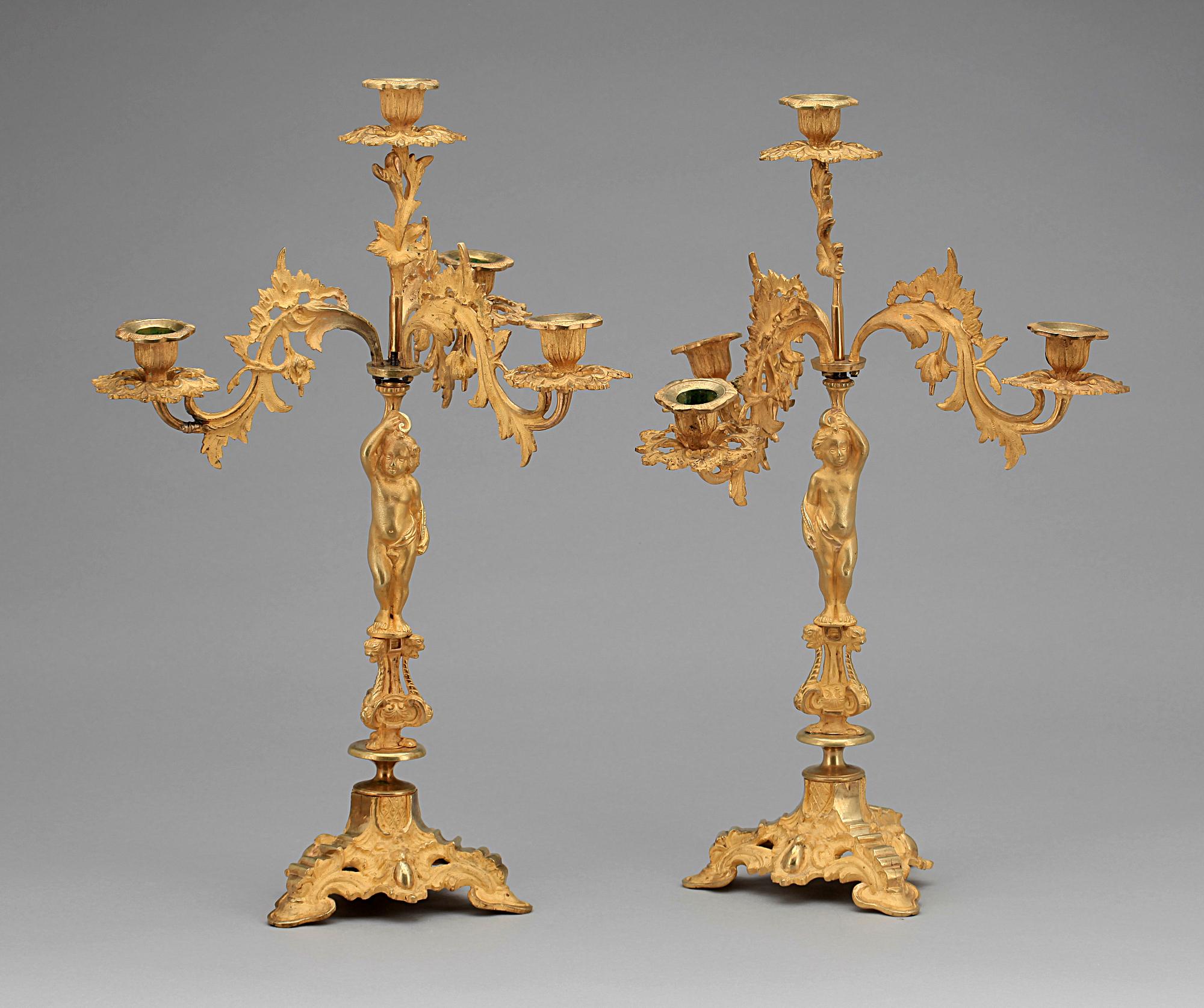 KANDELABRAR, ett par, nyrokoko, 1800-talets slut.