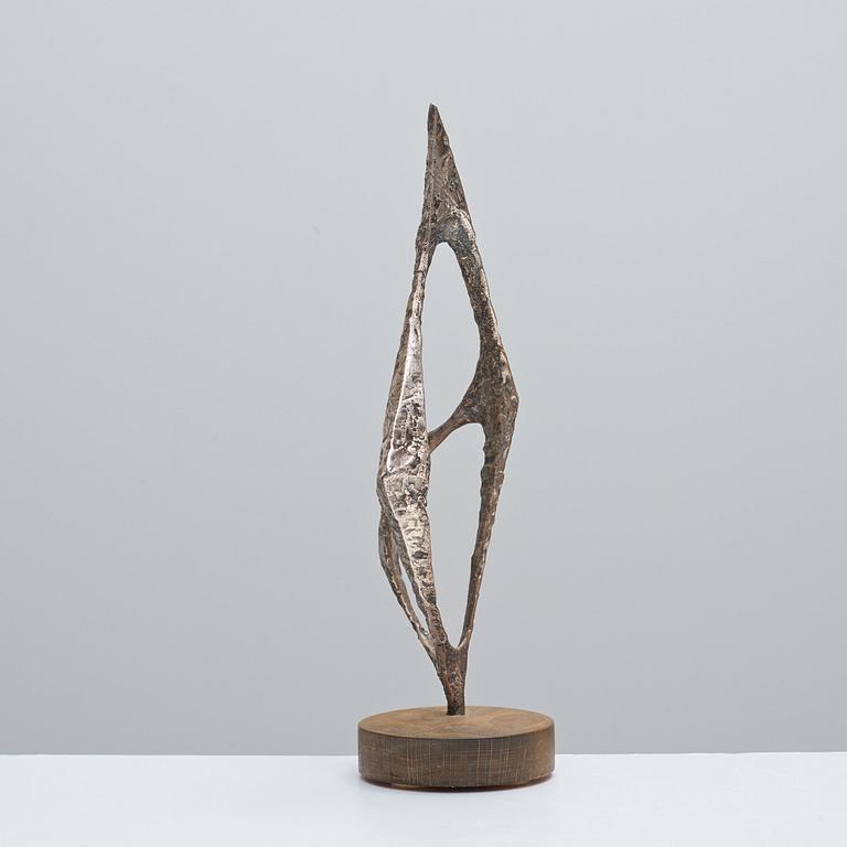 Arne Jones, "Treklang".
