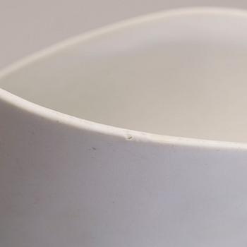 STIG LINDBERG, a 'Veckla' stoneware bowl from Gustavsberg.
