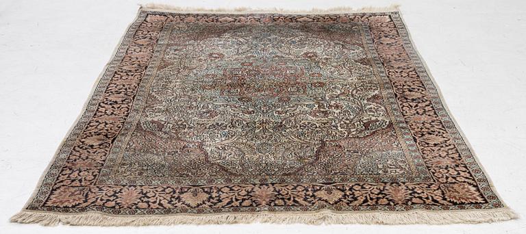 Matta, Kashmir, ca 203 x 150 cm.