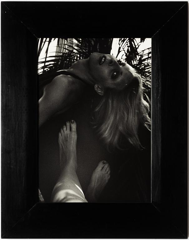 Hope Sandrow, "Rollmaster (NYC, Greer Lankton)", 1984.