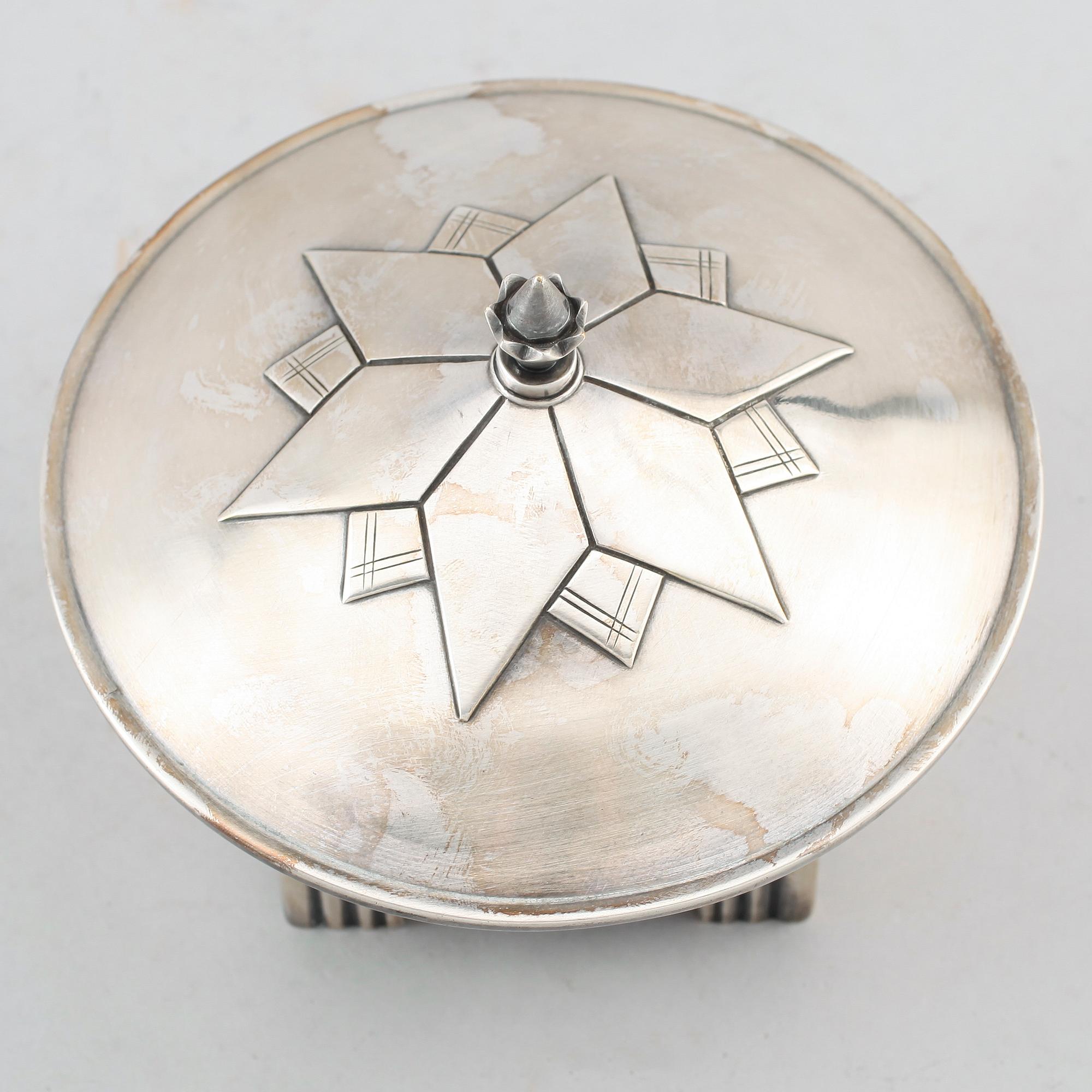 LOCKASK, nysilver, 1900-talets första hälft.