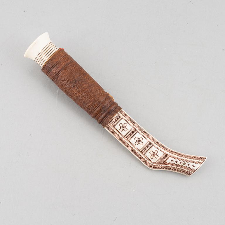 Torsten Fankki, a reindeer antler knife, signed.