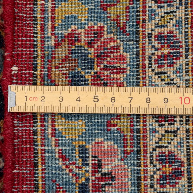Matta, orientalisk, figural, ca 168 x 108 cm.