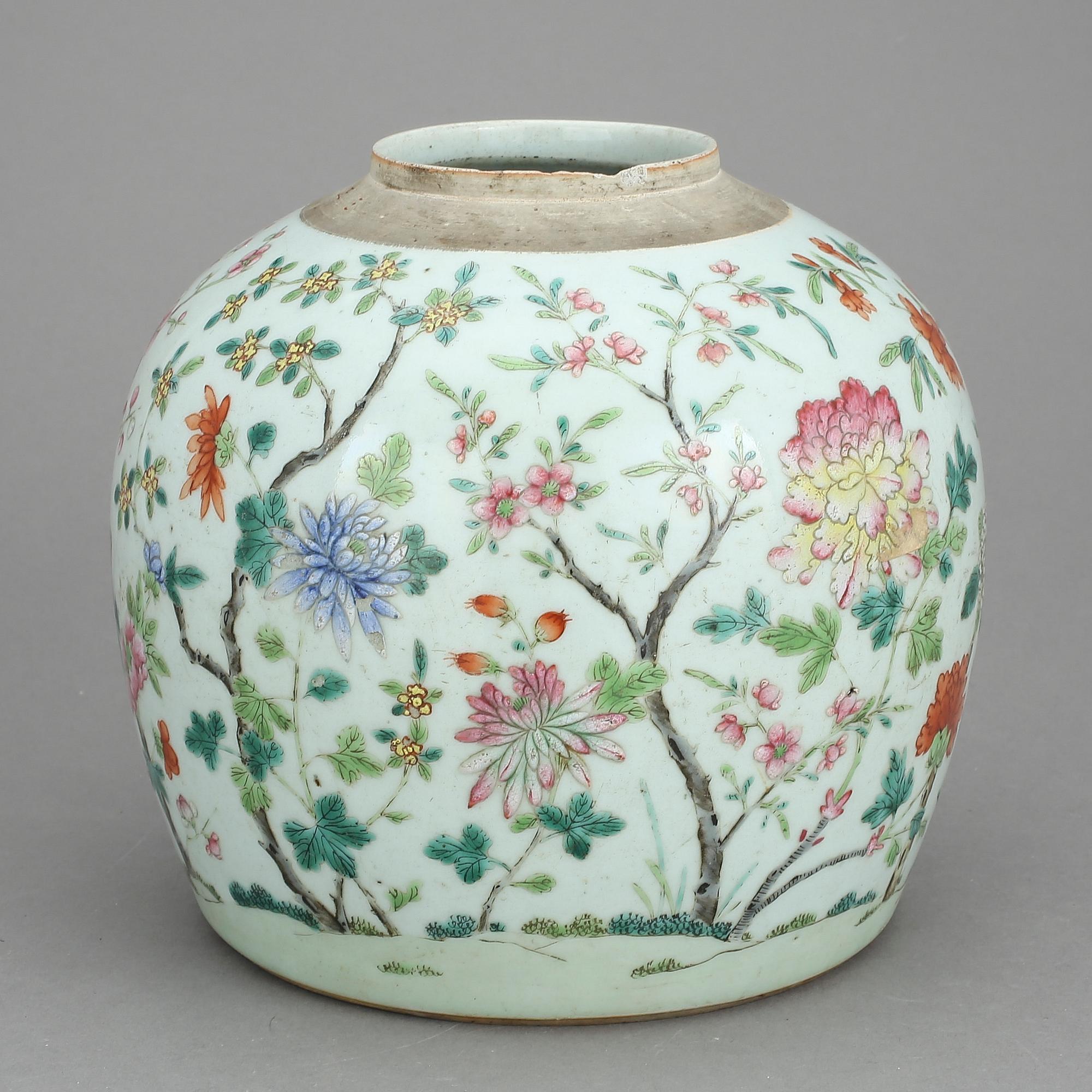 BOJAN, porslin, Kina, omkring 1900.