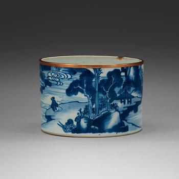 420. A blue and white brush pot, Qing dynasty, 18th century.