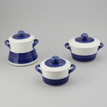 A Hertha Bengtsson 'Koka Blå' dinner service, Rörstrand, designed 1956 (89 pieces).