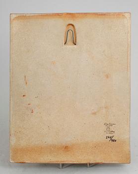 VÄGGRELIEF, stengods, Lisa Larson, Gustavsbergs studiohand, 295/950.