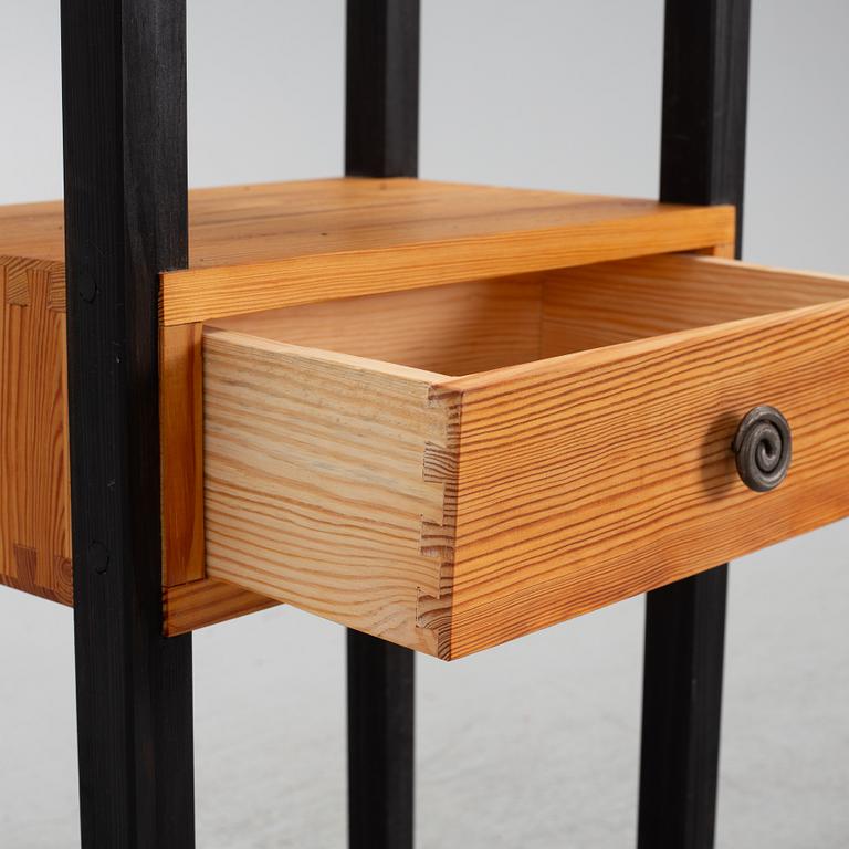 Marita Olsson, skåp, Arvika Konsthantverk, 2000-tal.