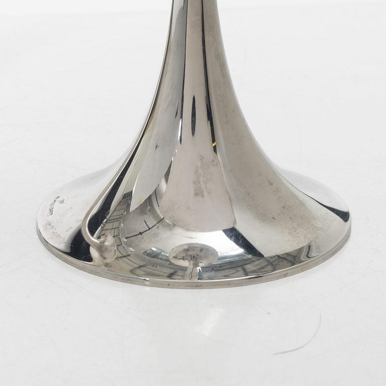 Tapio Wirkkala, Candlesticks, a pair, silver, Kultakeskus Oy, Hämeenlinna 1968-1969.