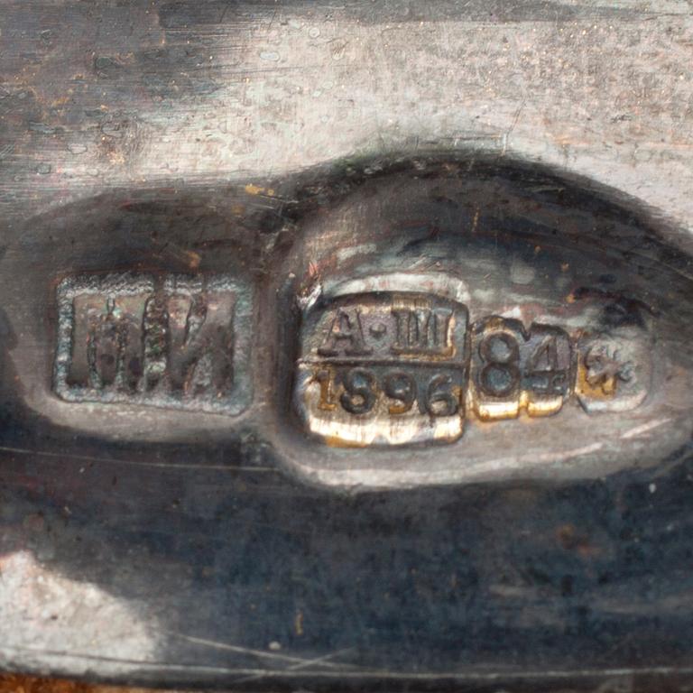 IKON, tempera på trä, silver risa Isakov Mihail Jakovlewich (Исаков Михаил Яковлевич), S:t Petersburg 1896, Ryssland.
