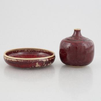Henning Nilsson, a stoneware vase and bowl, Höganäs, Sweden 1966 and 1968.