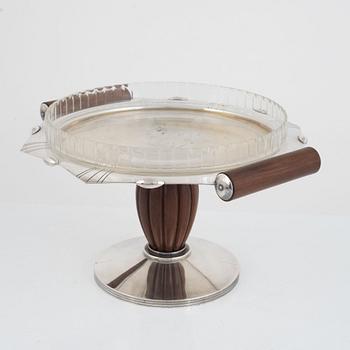 A silver plate center piece bowl, Art Déco, France, 1920's/30's.