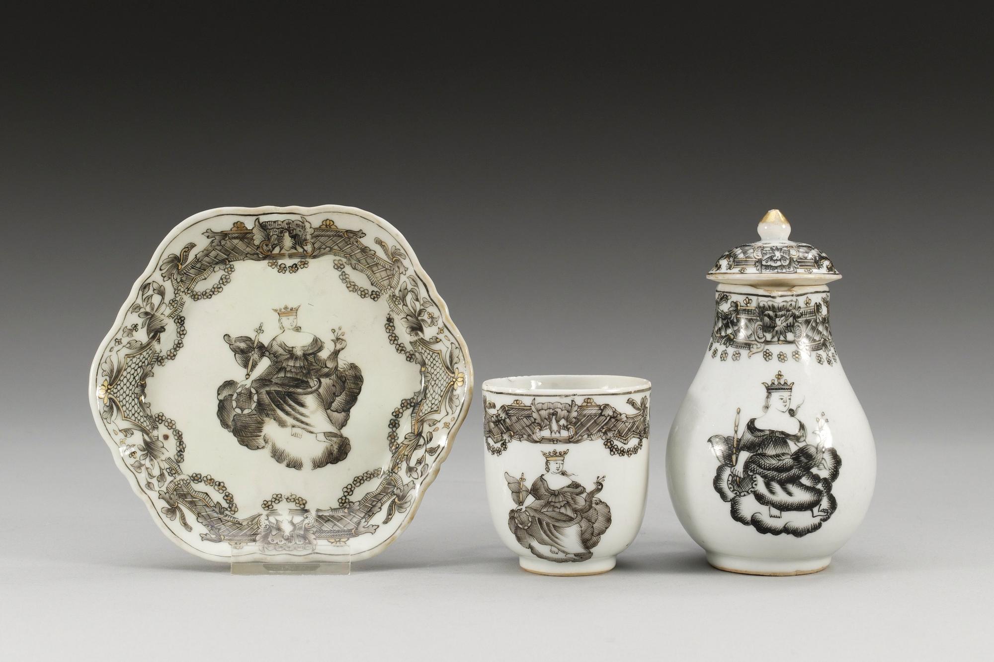 KOPP, FAT samt KANNA med LOCK, kompaniporslin. Qing dynastin, Qianlong (1736-95).
