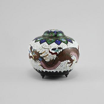 LOCKASK, cloisonné,  Kina, 1900-talets första hälft.