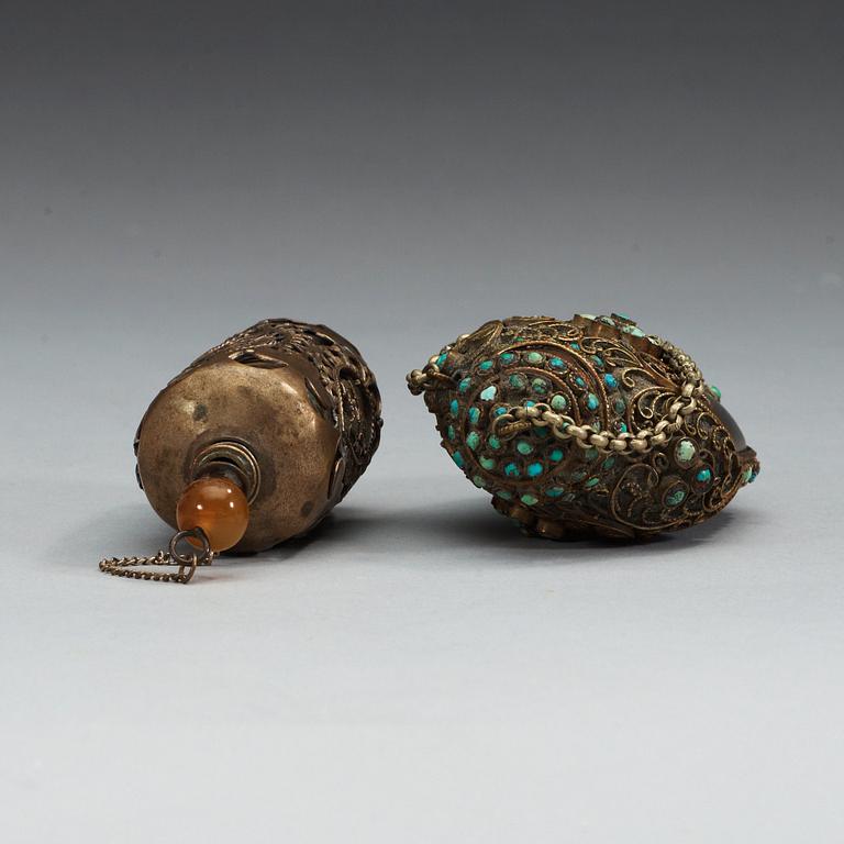 Two Tibetan snuff bottles, Qing dynasty, late 19th Century.