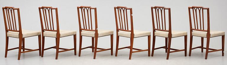 MATSALSGRUPP, 13 delar. Engelsk stil. 1900-tal.