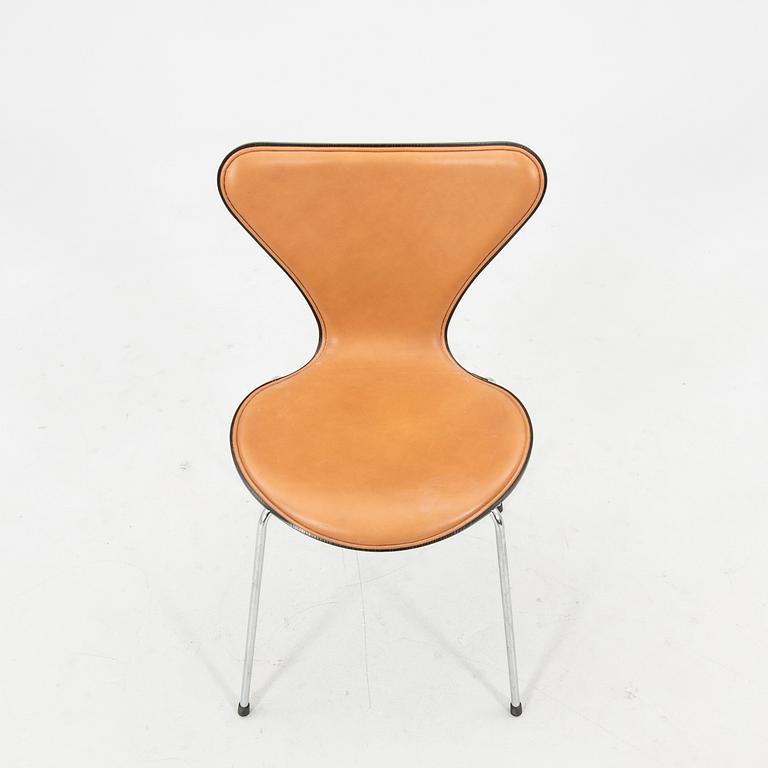 Arne Jacobsen, stol "Sjuan", Fritz Hansen Danmark 2018.