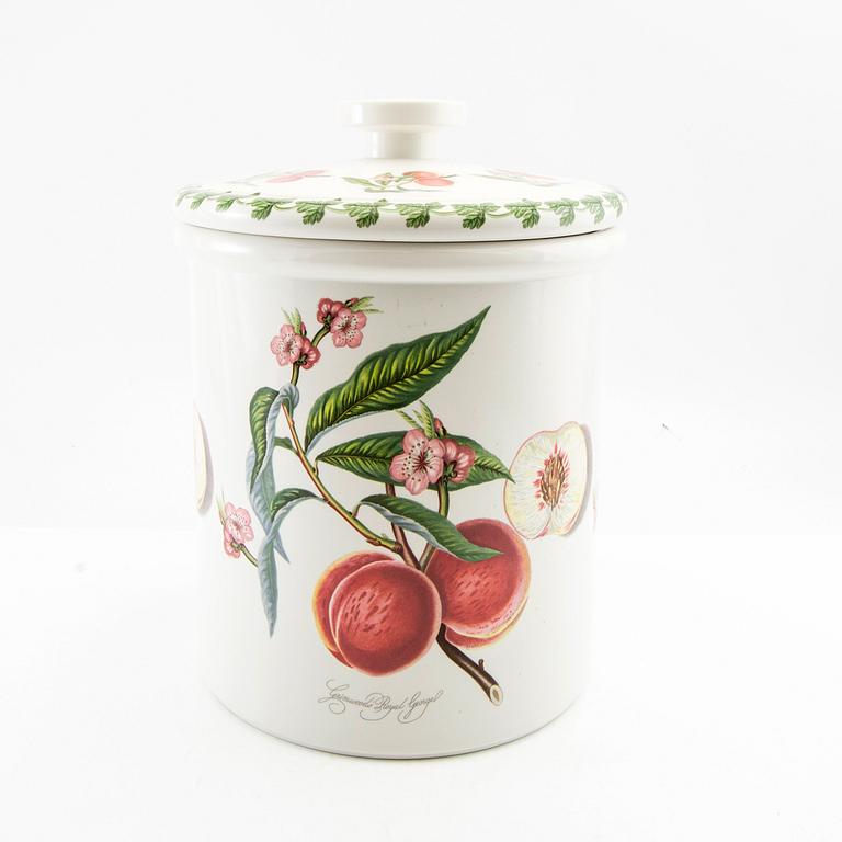 Susan Williams-Ellis, service approximately 92 pieces "Pomona" for Portmeirion, England, earthenware, late 20th century.