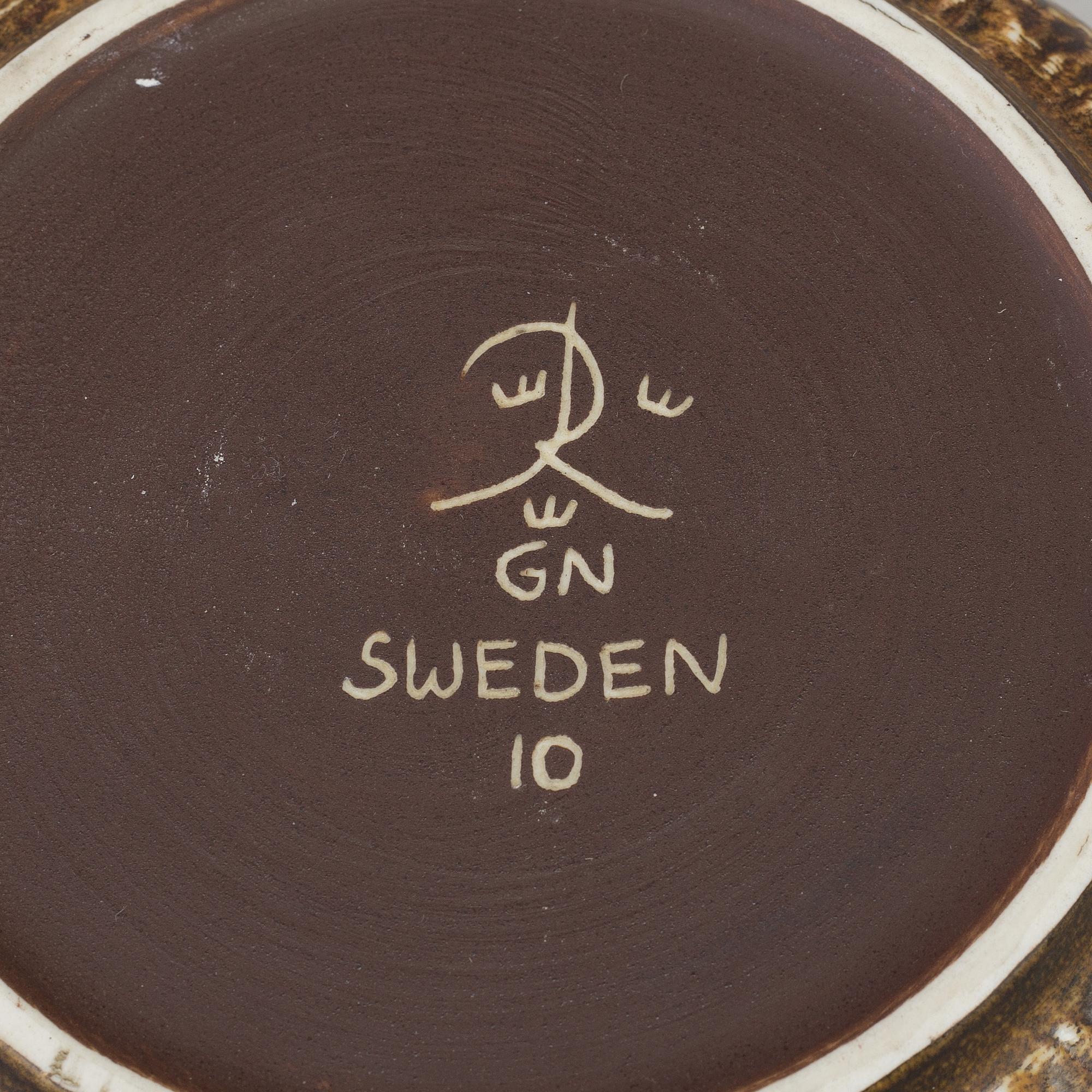 GUNNAR NYLUND, seven 'Rubus' stoneware piece from Rörstrand.