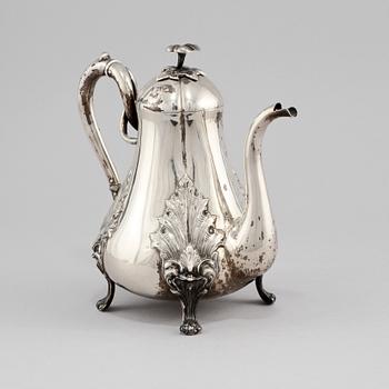 KAFFEKANNA, silver, Gustaf Dahlgren, Malmö, 1860. Vikt 645 g.