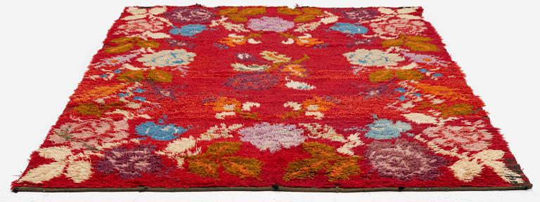 A knotted pile bed cover, Sweden-Finland, late 18th century/early 19th century, c. 184 x 138 cm.