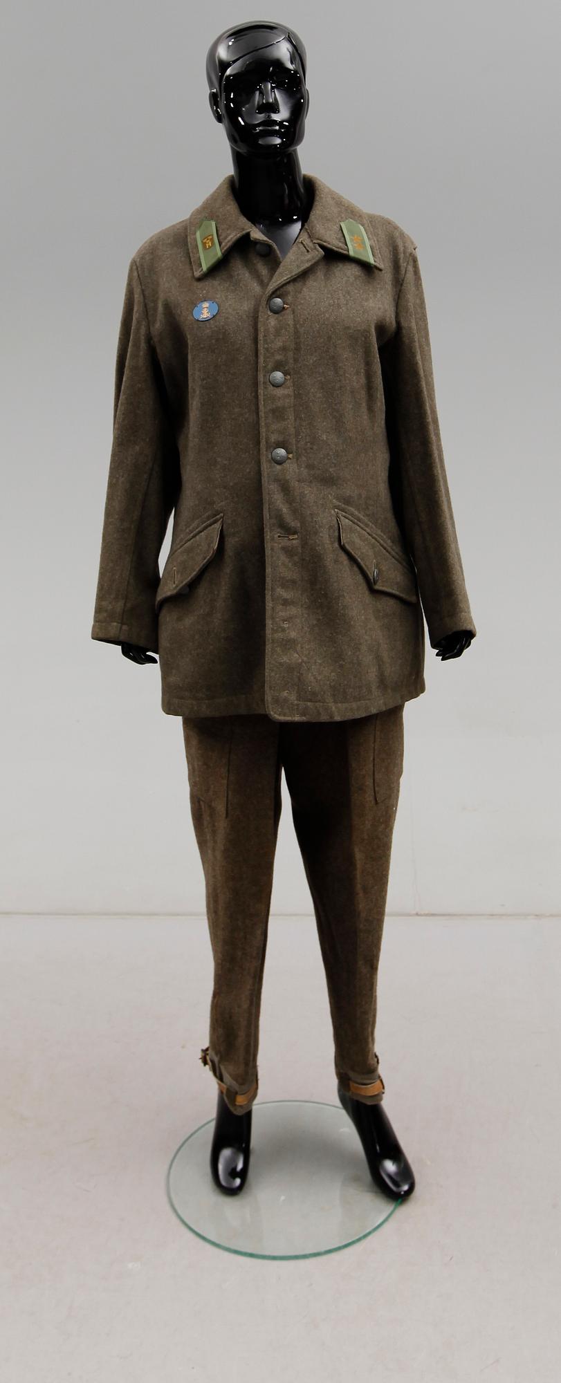 UNIFORMER, 3 st, marinen, Sverige, 1900-tal.