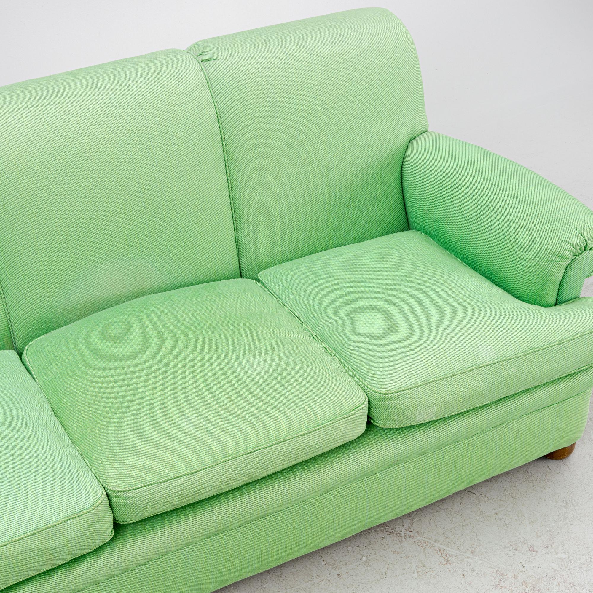 Josef Frank, soffa, modell 703, Firma Svenskt Tenn.