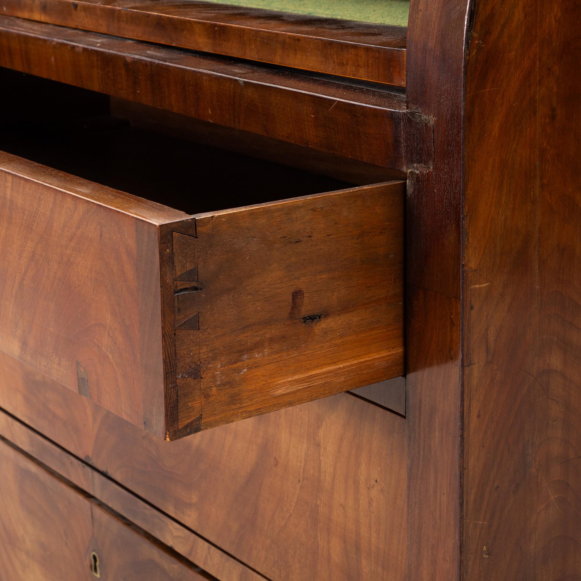 Roll-top desk, Empire, first half of the 19th century.
