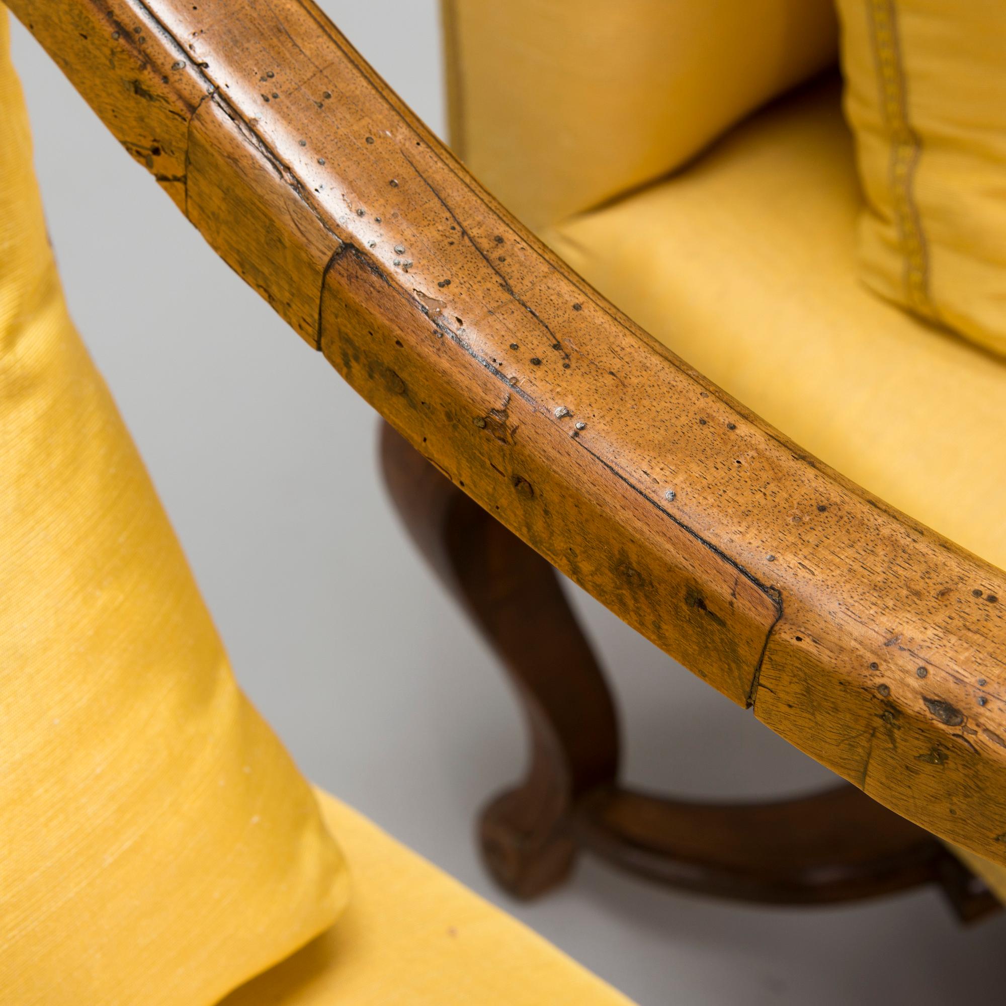 Two similar late Baroque French armchairs, first half of the 18th century.