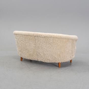 Carl Malmsten, soffa, "Festfolket", 1900-talets andra hälft.