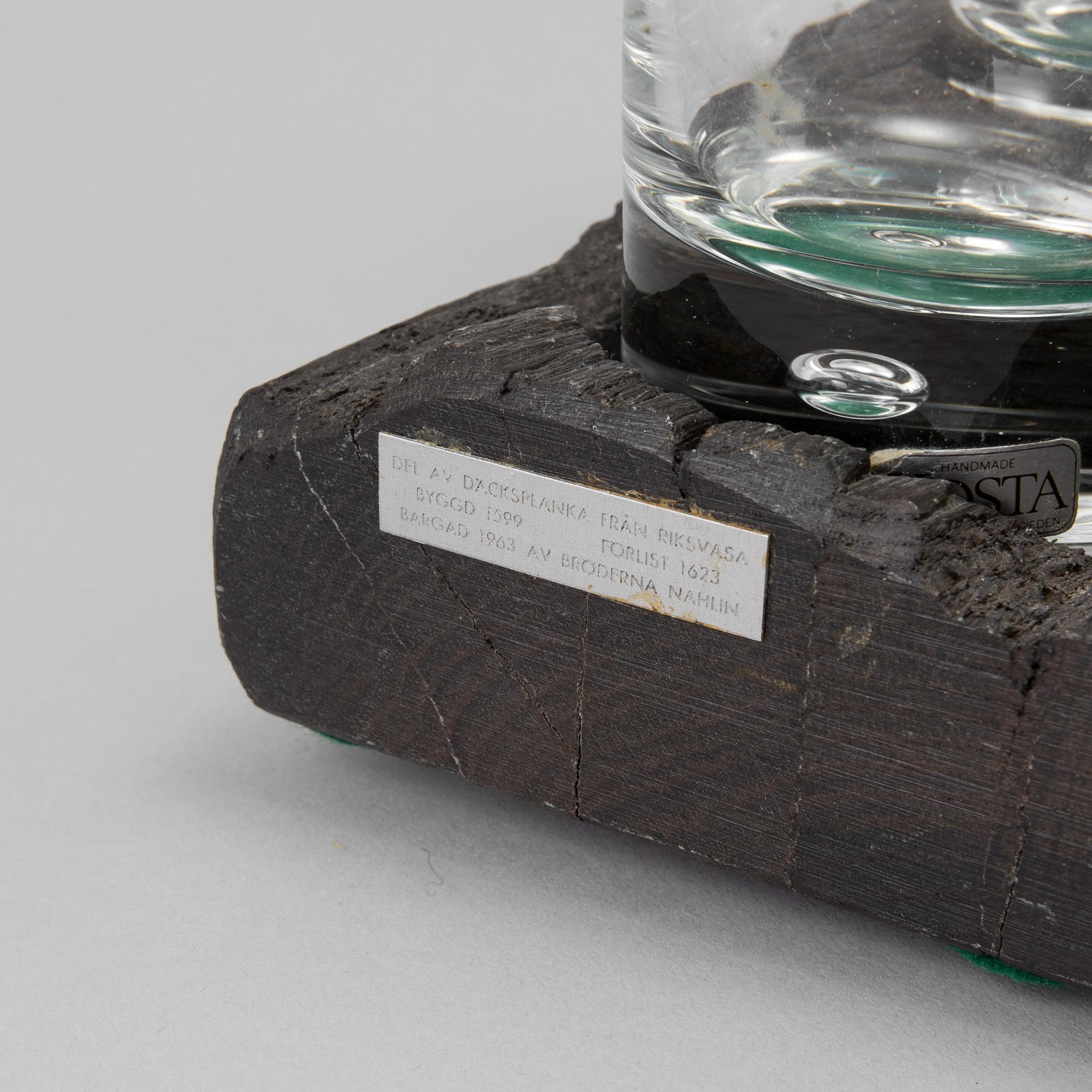 WHISKEYSTÄLL, 2 st svartek från Riksvasa, med GLAS, 6 st, glas, Kosta, 1900-tal.