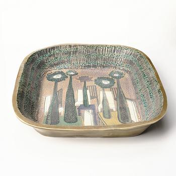 Birger Kaipiainen, a glazed ceramic dish, Arabia, Finland 1940s.