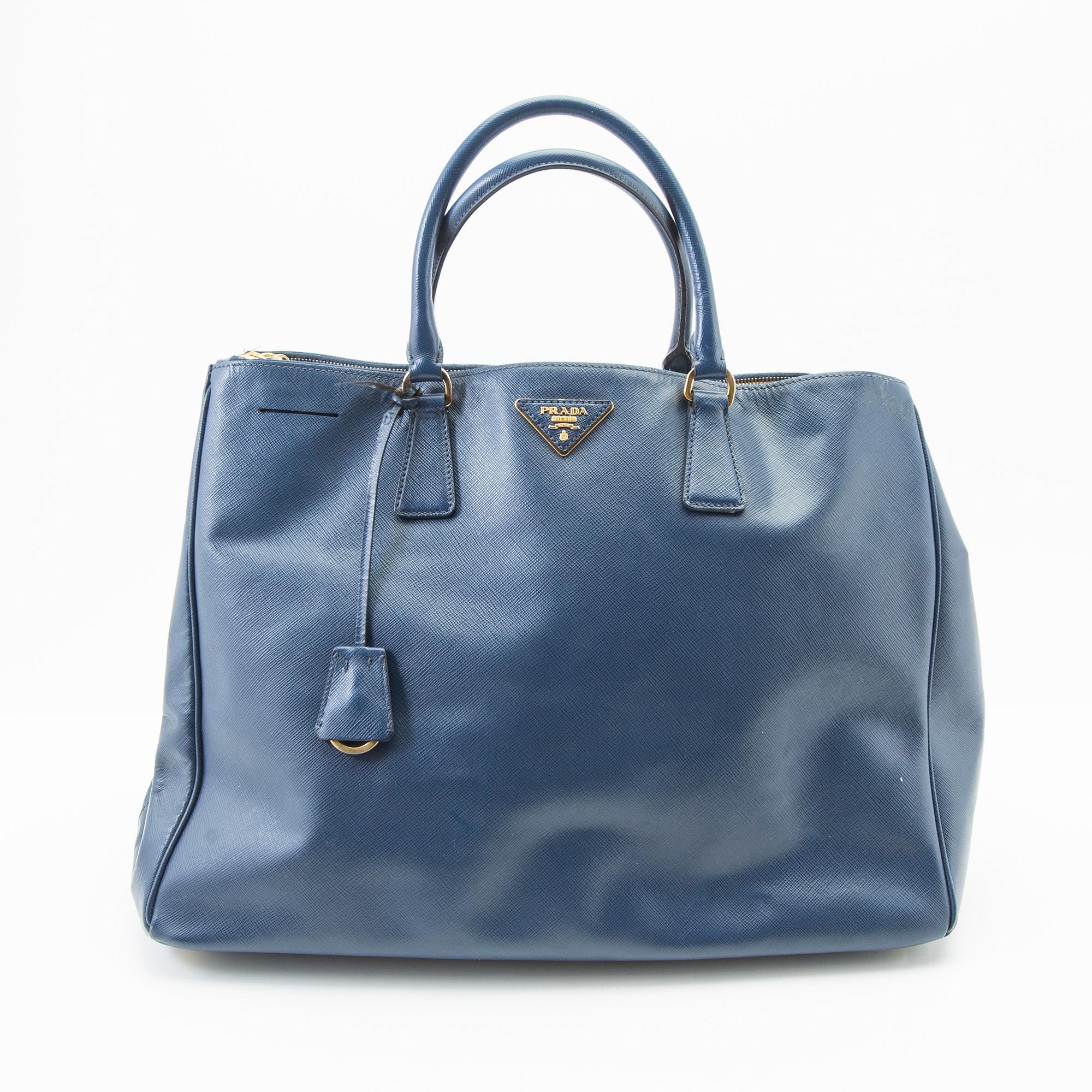 Prada, väska, "Galleria Extra Large".