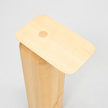 Alfredo Häberli, table 'April', Nikari, Finland.