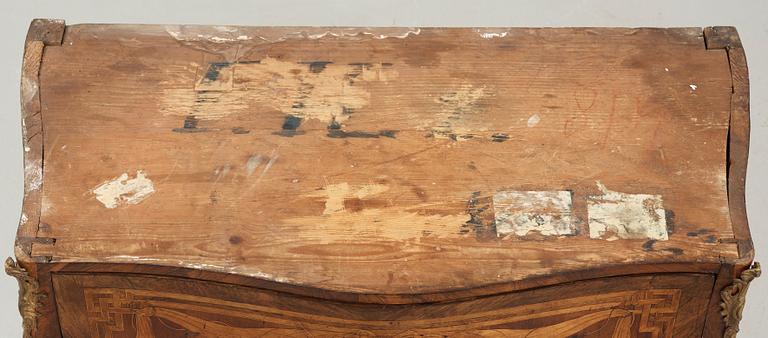 A Louis XV 18th century commode in the manner of Jacques Bircklé, master in Paris 1764.