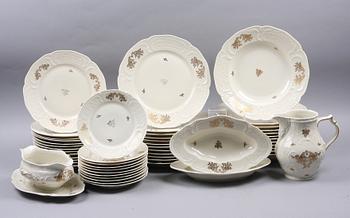 MATSERVIS, 58 delar, porslin, "Sanssouci", Rosenthal.