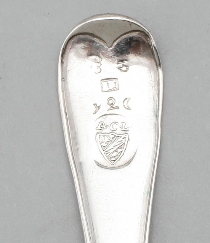 DESSERTSKEDAR, 5 st, silver, Johan Fagerberg (4), Karlskrona 1805 o Johan Henrik Schvart, Karlskrona 1824. Vikt ca 99 g.