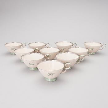 TEEASTIASTO, 23 osaa, posliinia, Arabia 1932-49.