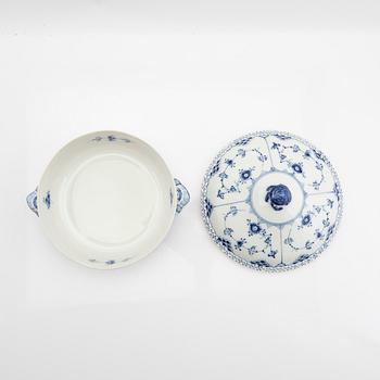 Service, 46 pieces, porcelain, Blue Fluted "Full Lace" and "Half Lace", Royal Copenhagen, Denmark.