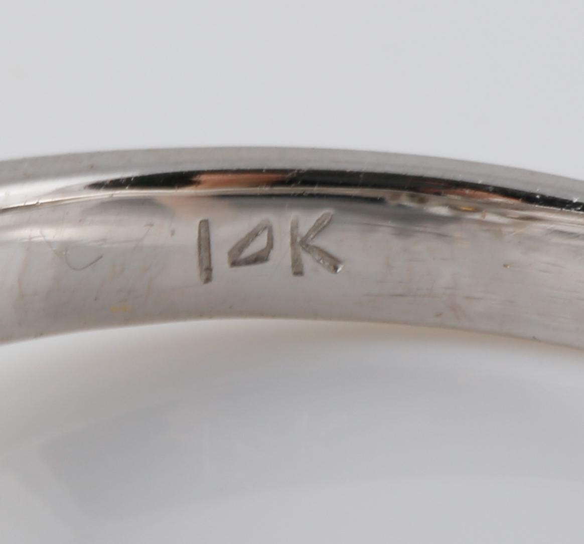 RING, 18K vitguld med briljantslipade diamanter ca 0.50 ct. Vikt 2,9 gram.