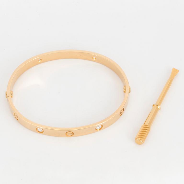 CARTIER.