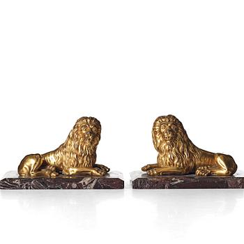 153. A pair of 18th century sculptures, probably Italy.